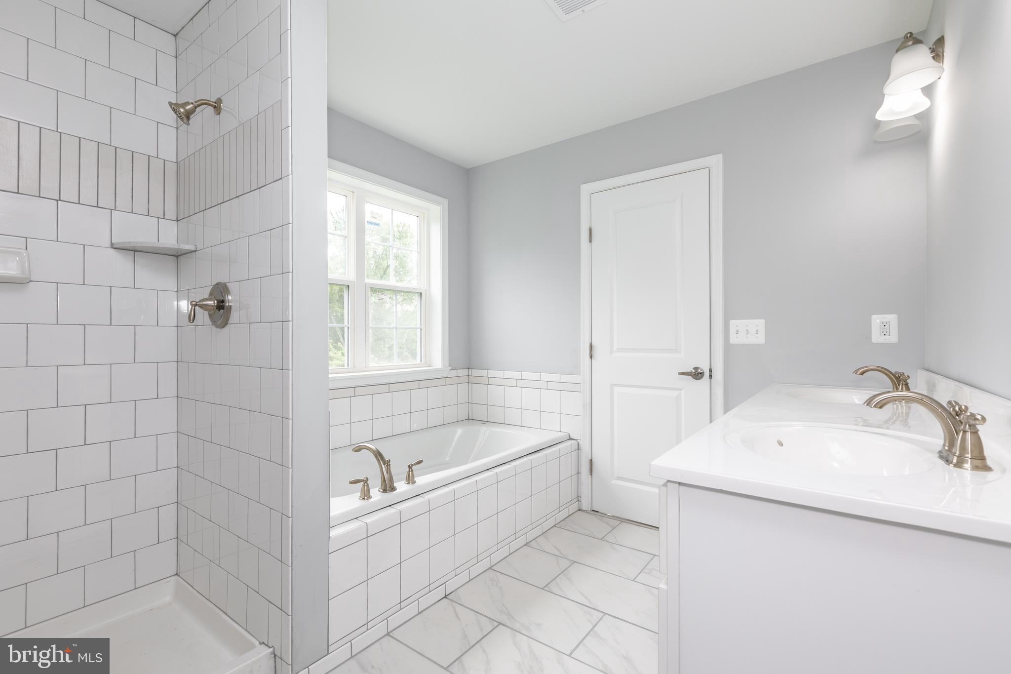 PINE WHIFF BEACH - Residential