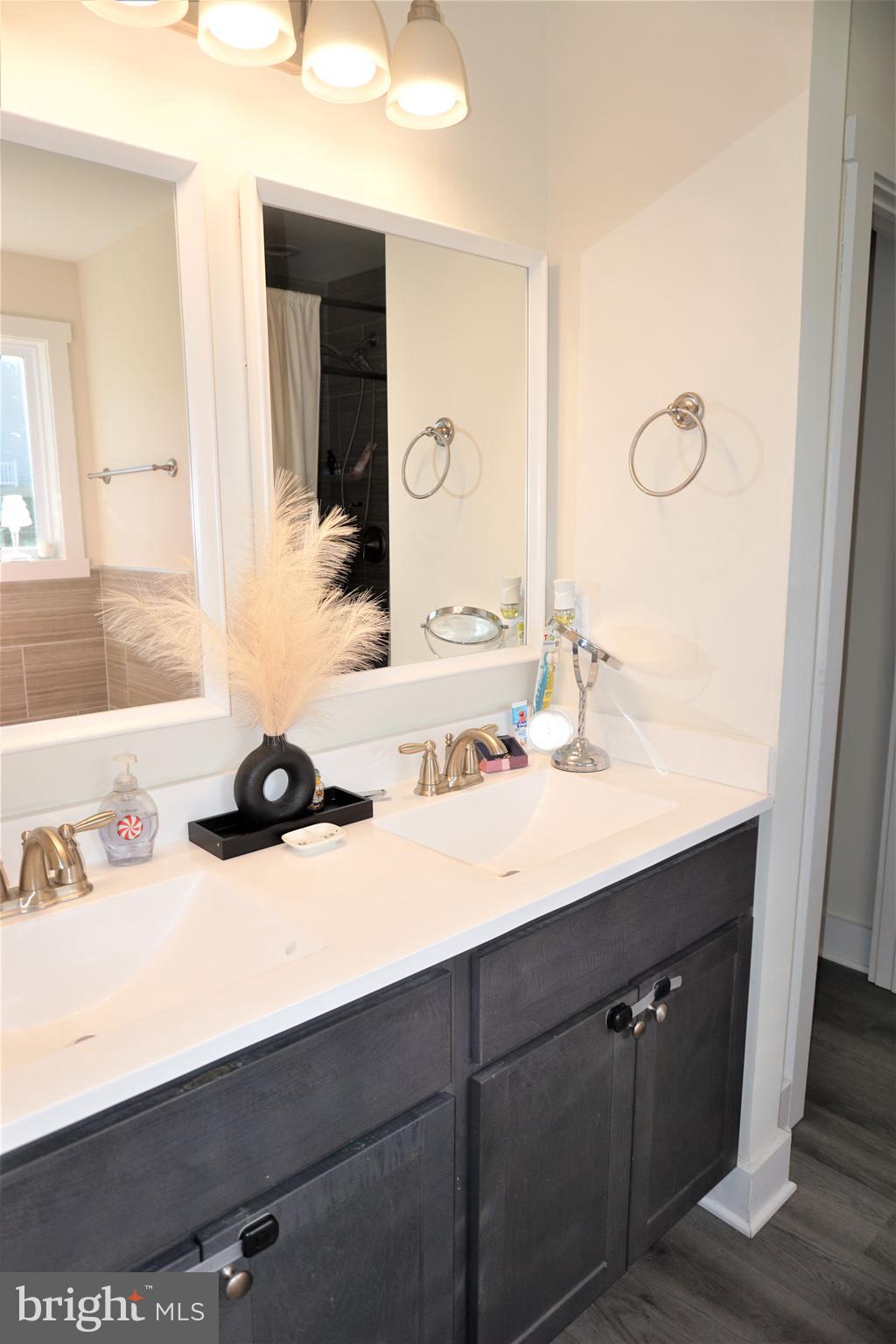 MILTON'S LANDING - Residential