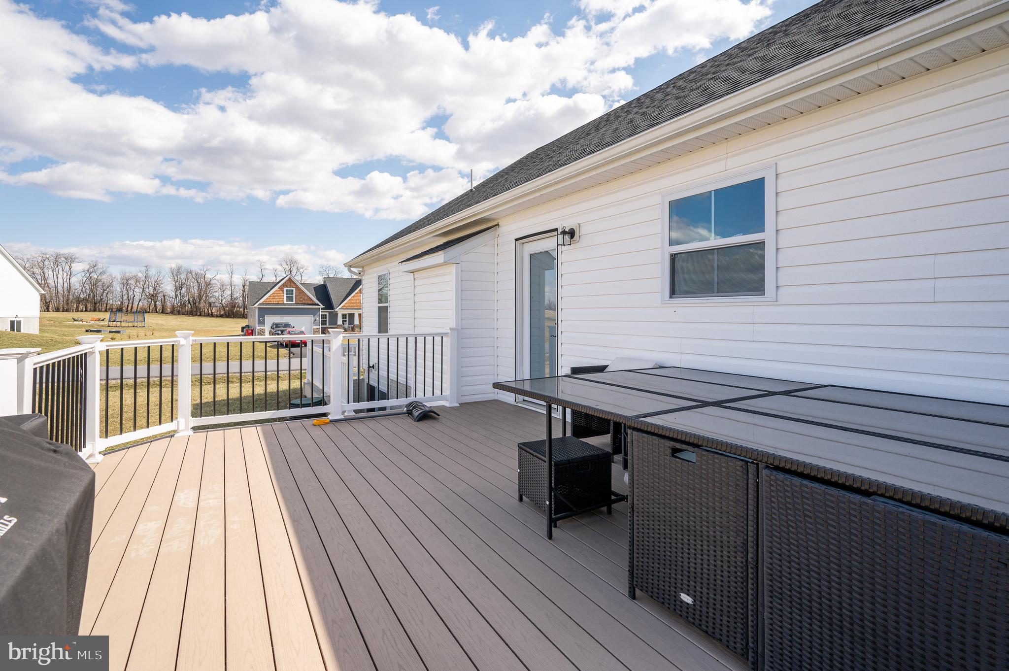 MILTON'S LANDING - Residential