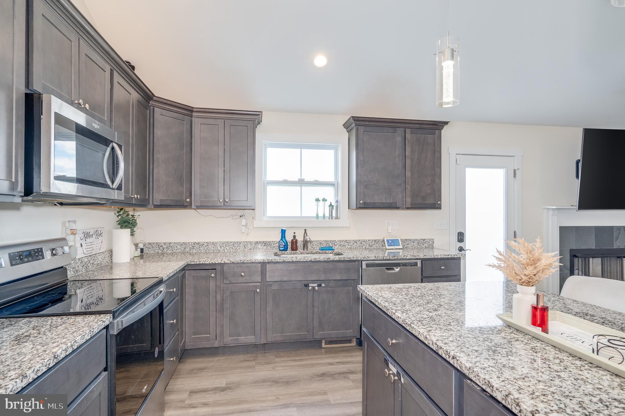 MILTON'S LANDING - Residential