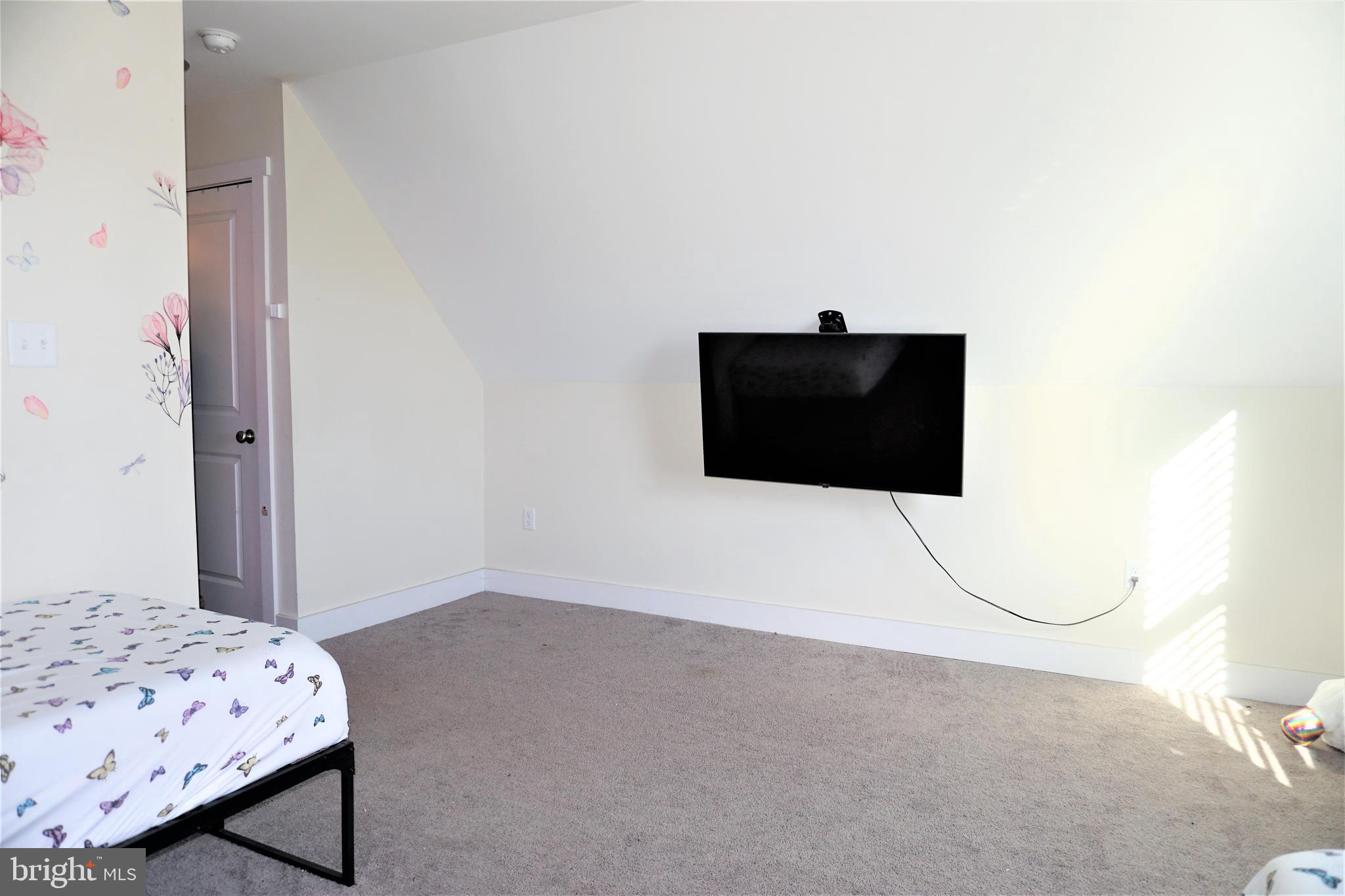 MILTON'S LANDING - Residential