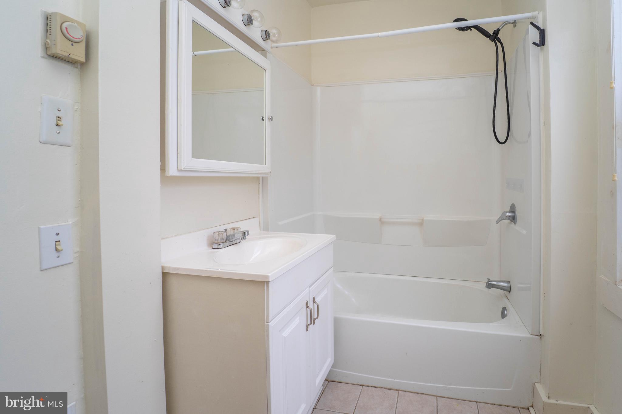 HAMILTON HEIGHTS - Residential Lease