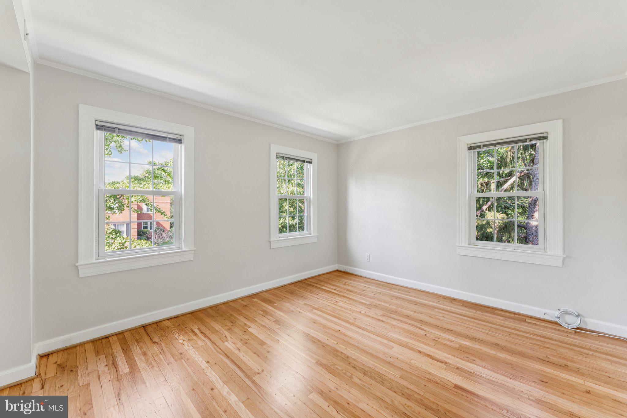 ARLINGTON VILLAGE - Residential