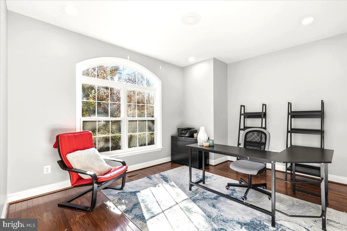 TANTALLON HILLS - Residential