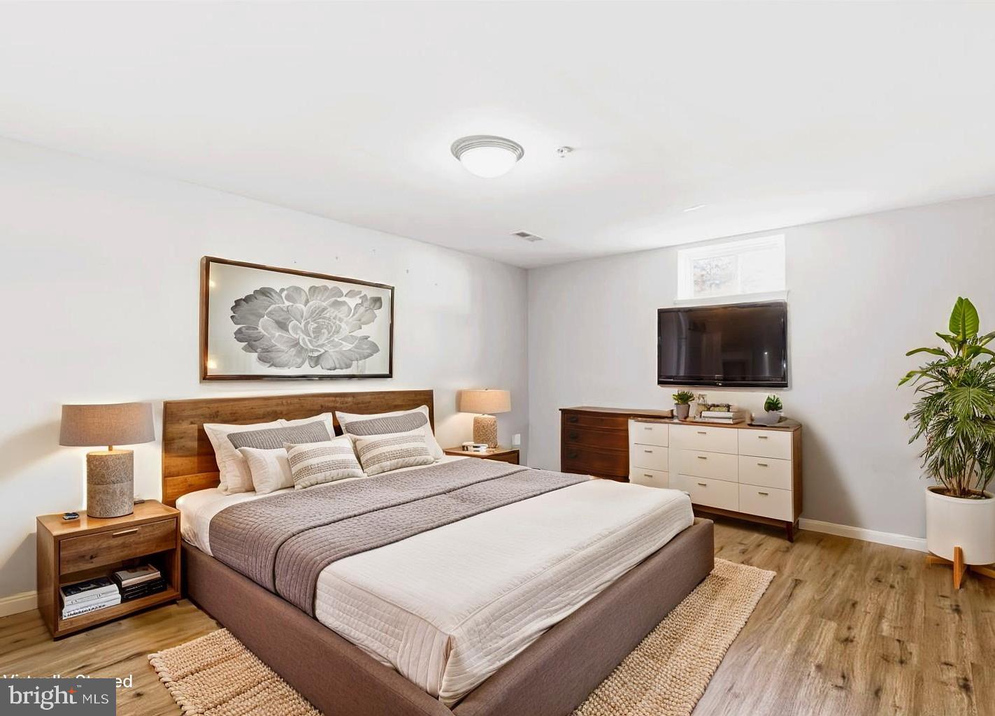 TANTALLON HILLS - Residential