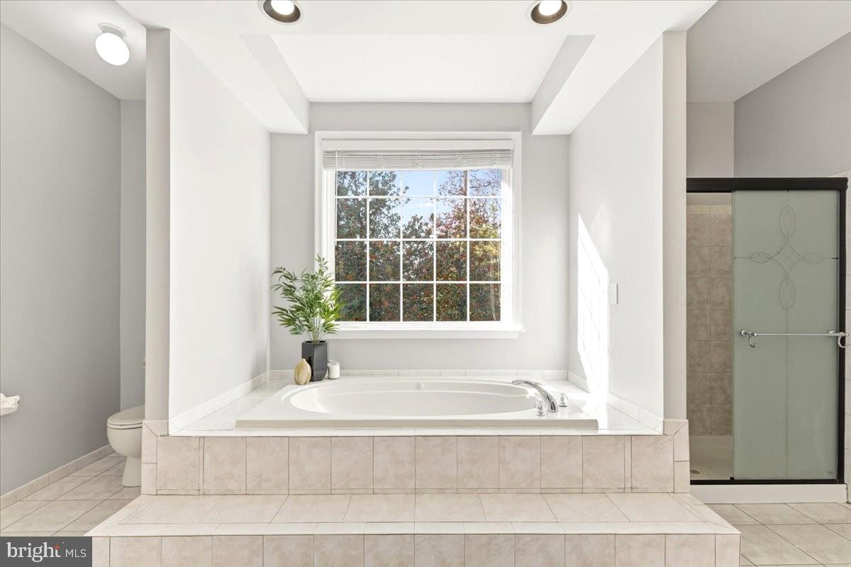 TANTALLON HILLS - Residential