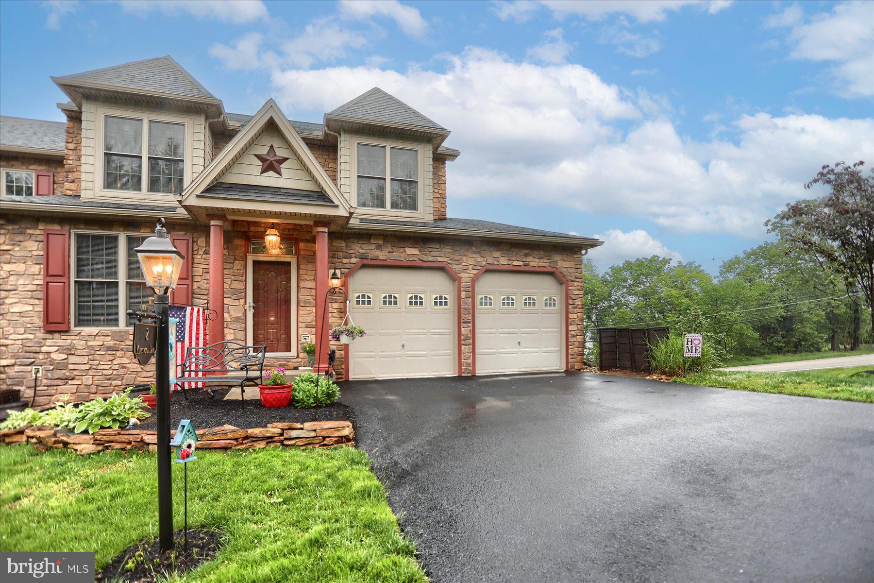 GLENBROOK - Residential