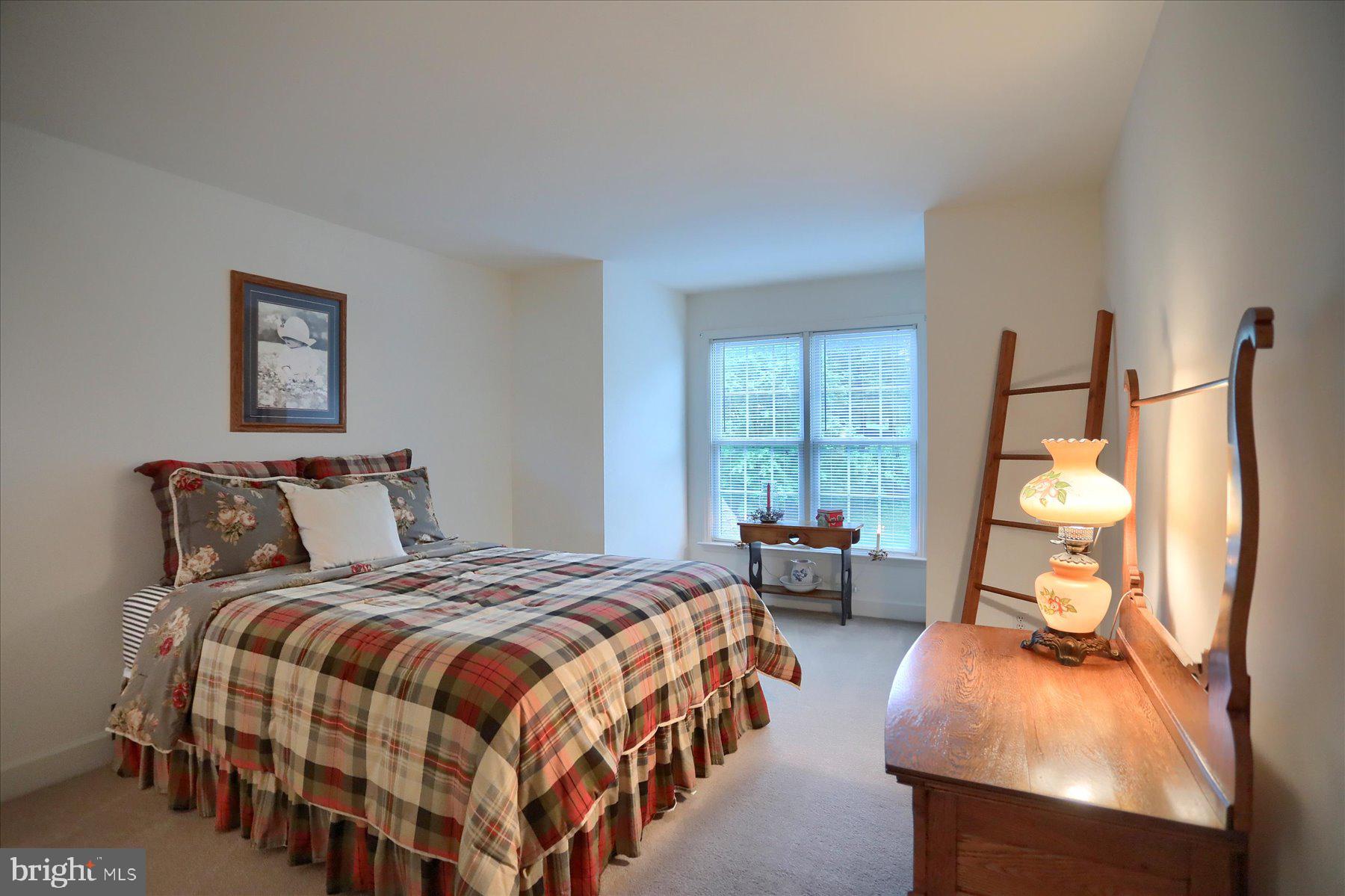 GLENBROOK - Residential