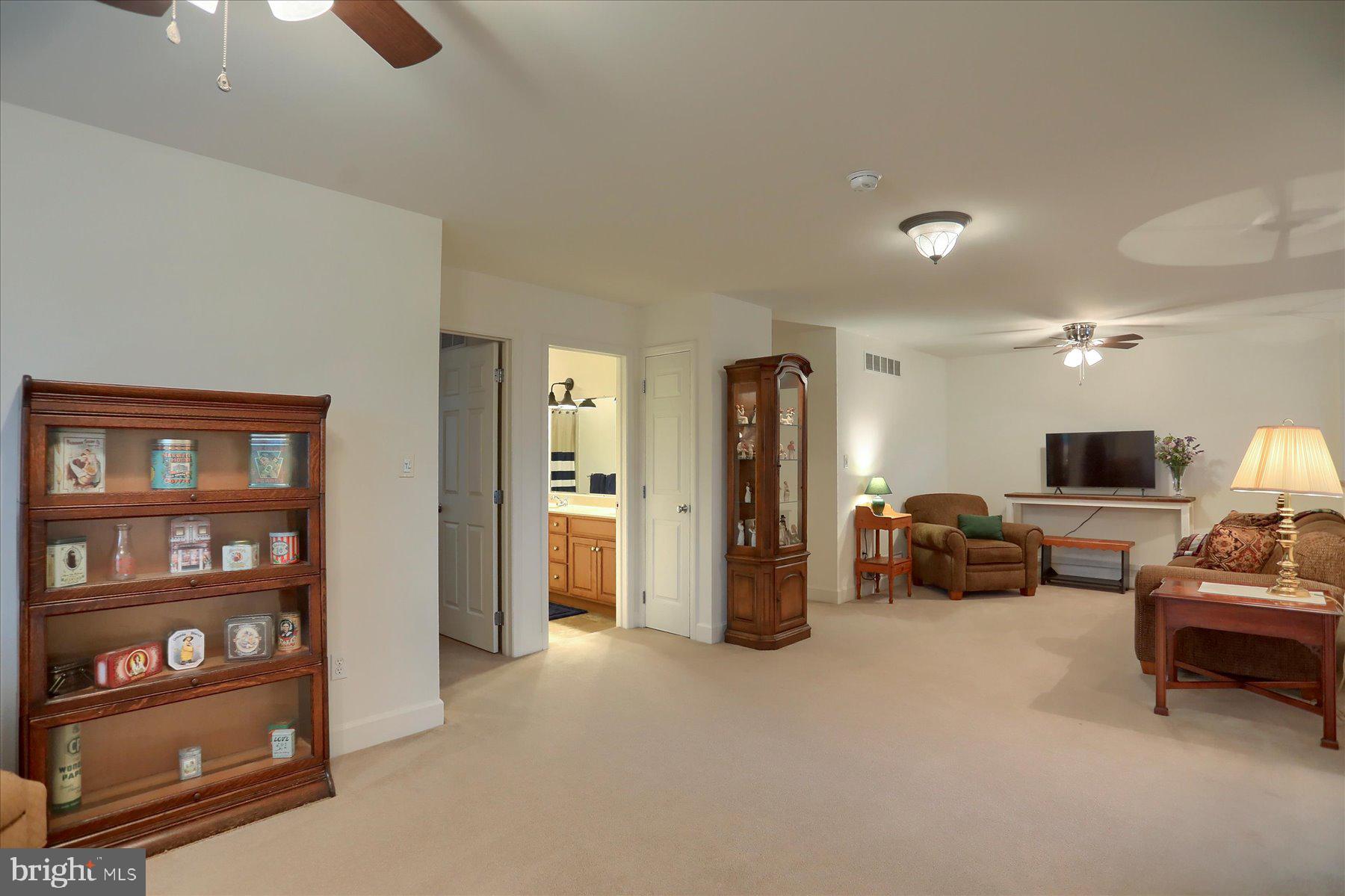GLENBROOK - Residential