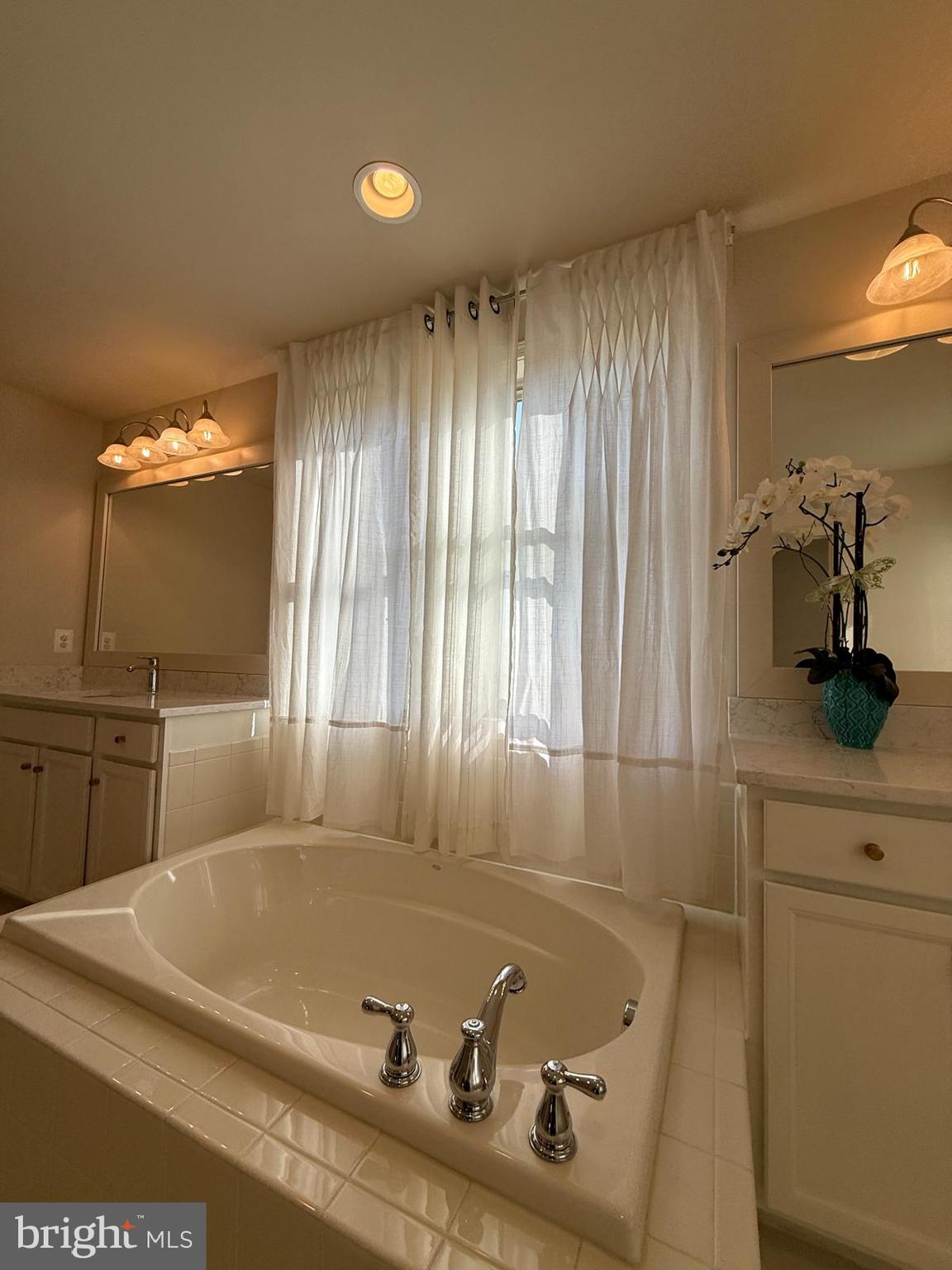 POPLAR RUN - Residential