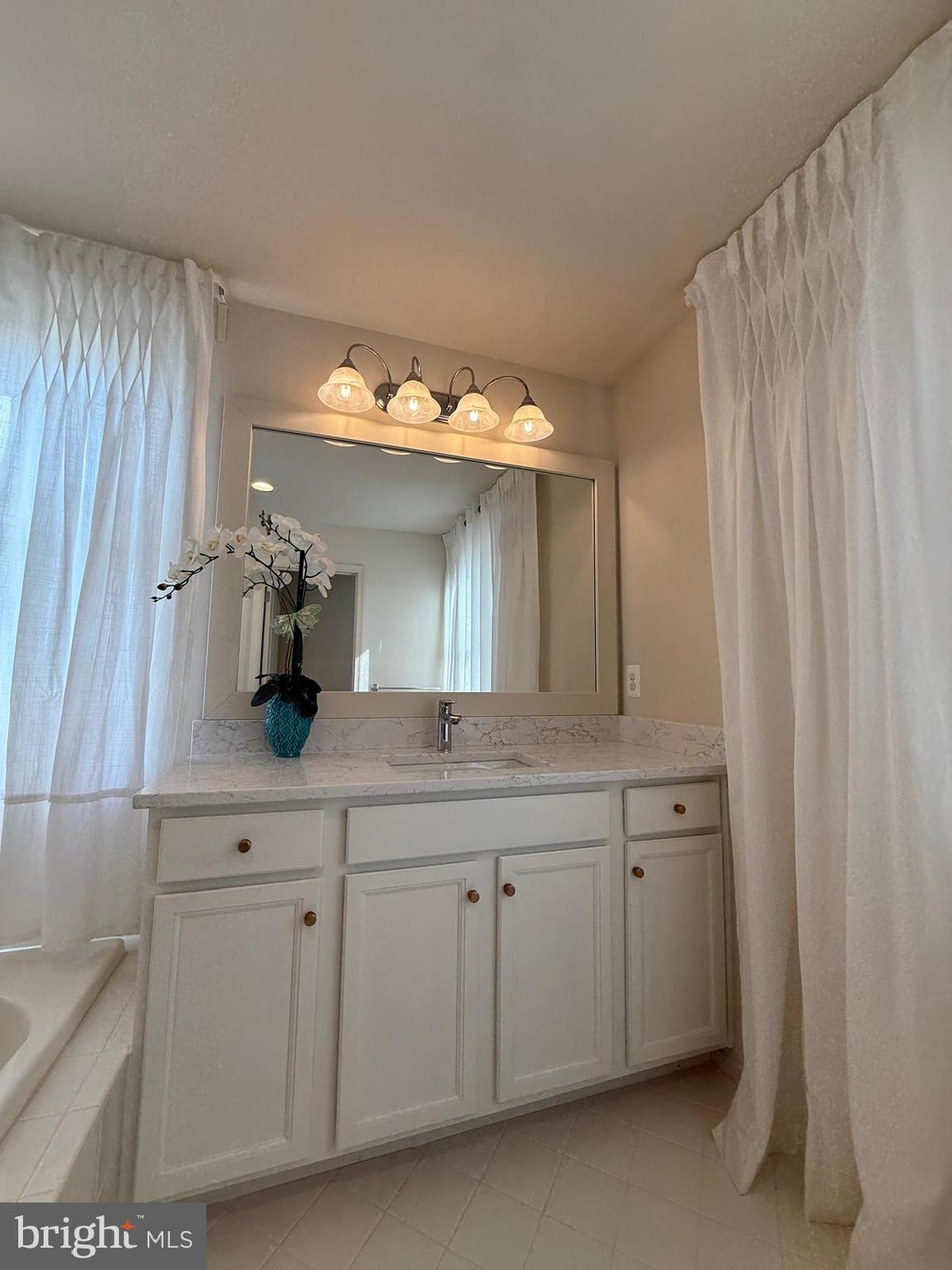 POPLAR RUN - Residential