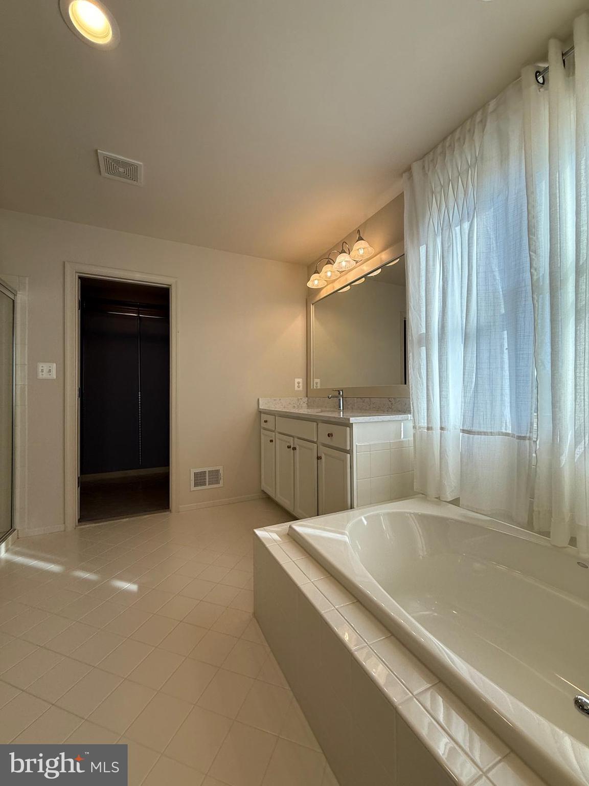 POPLAR RUN - Residential