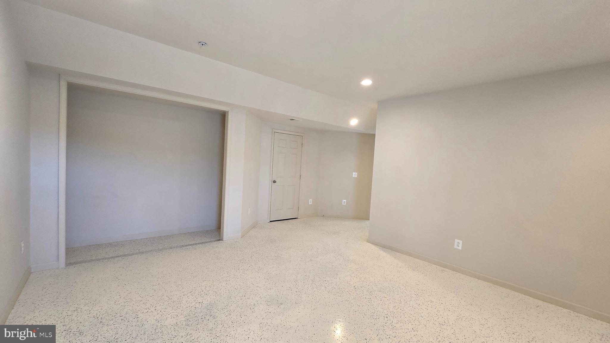 POPLAR RUN - Residential