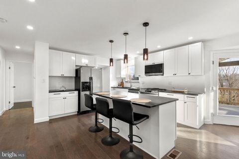 Tiny photo for 1233 Woodhill Drive, GIBSONIA, PA 15044 (MLS # PAAY2000356)