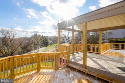 Tiny photo for 1233 Woodhill Drive, GIBSONIA, PA 15044 (MLS # PAAY2000356)