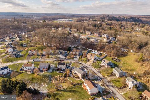 Tiny photo for 1233 Woodhill Drive, GIBSONIA, PA 15044 (MLS # PAAY2000356)