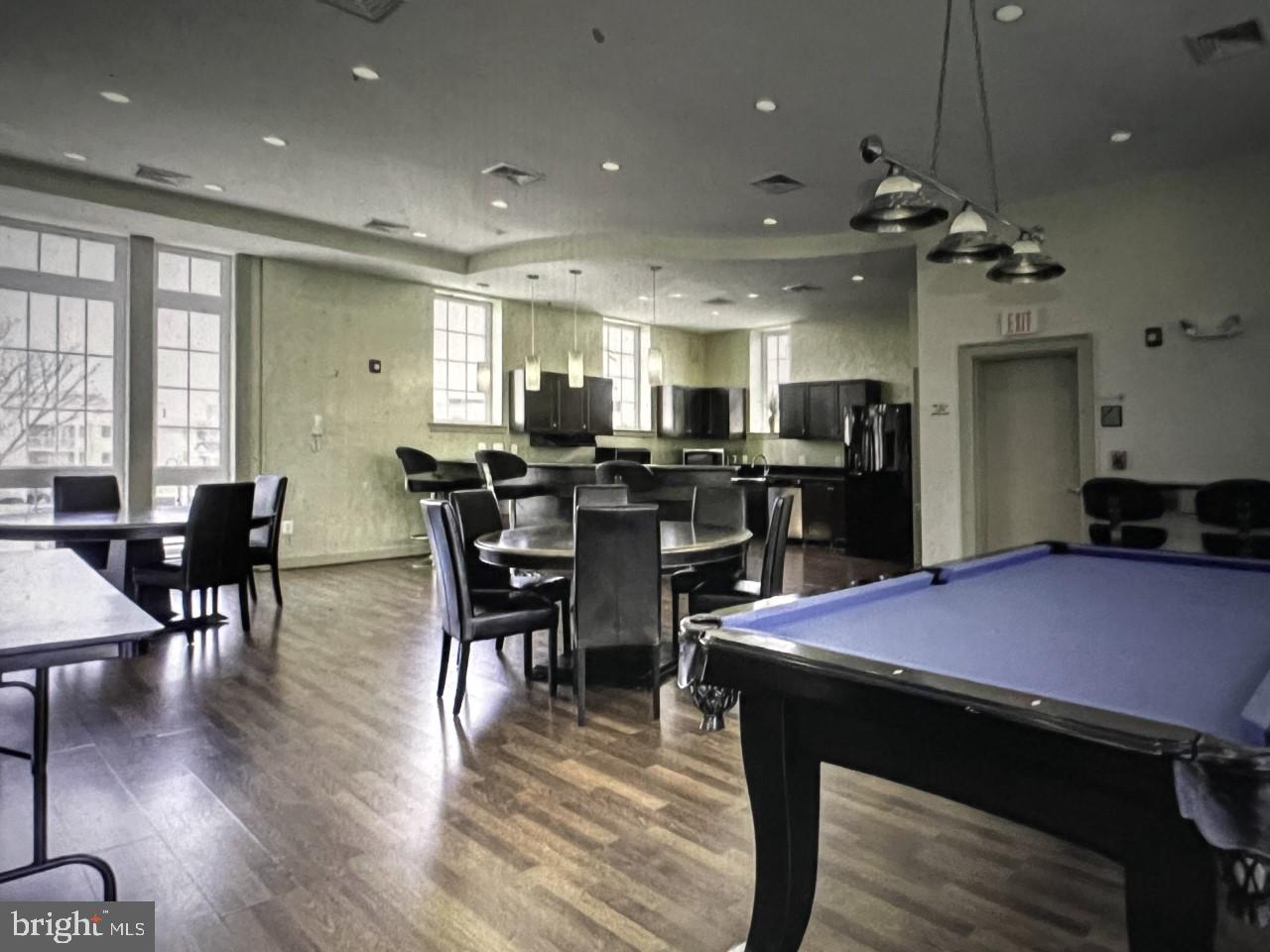 WEST VILLAGE OF SHIRLINGTON - Residential Lease