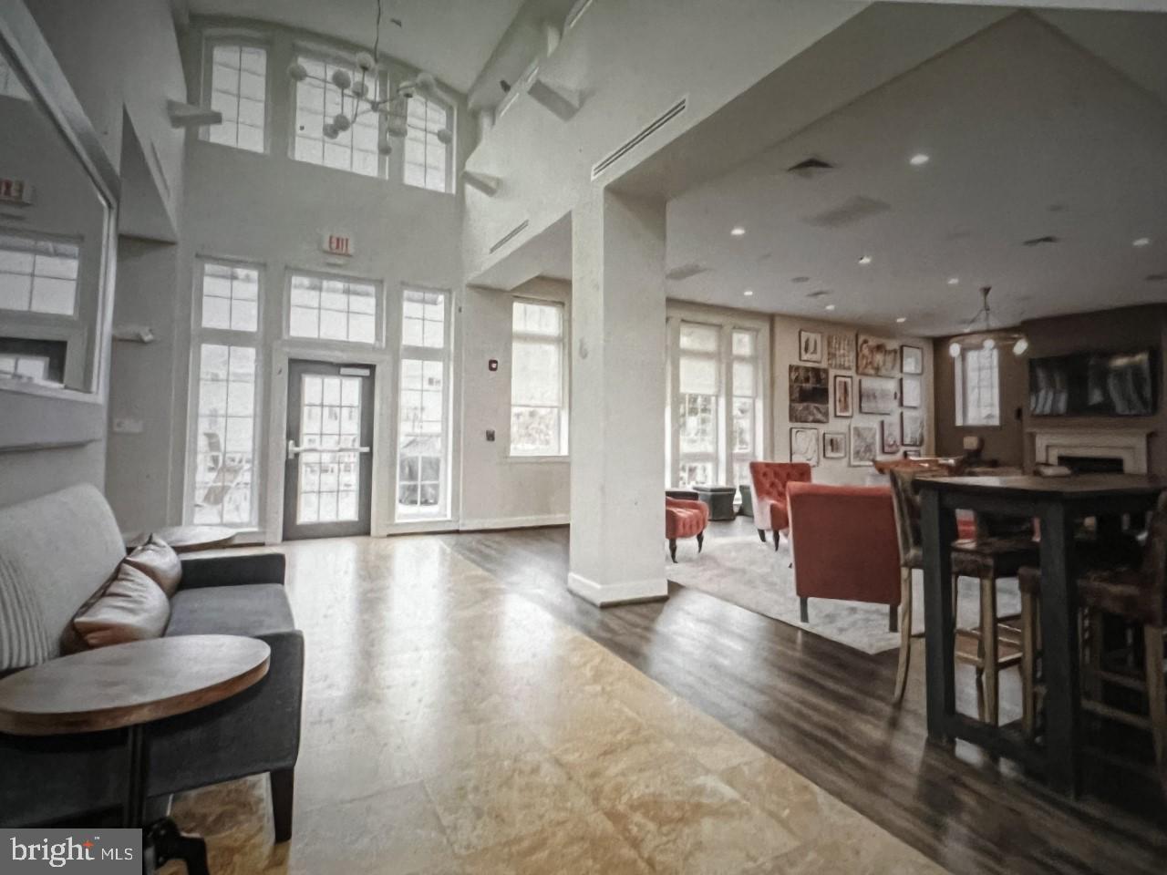 WEST VILLAGE OF SHIRLINGTON - Residential Lease