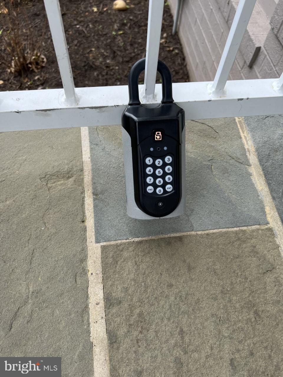 WEST VILLAGE OF SHIRLINGTON - Residential Lease