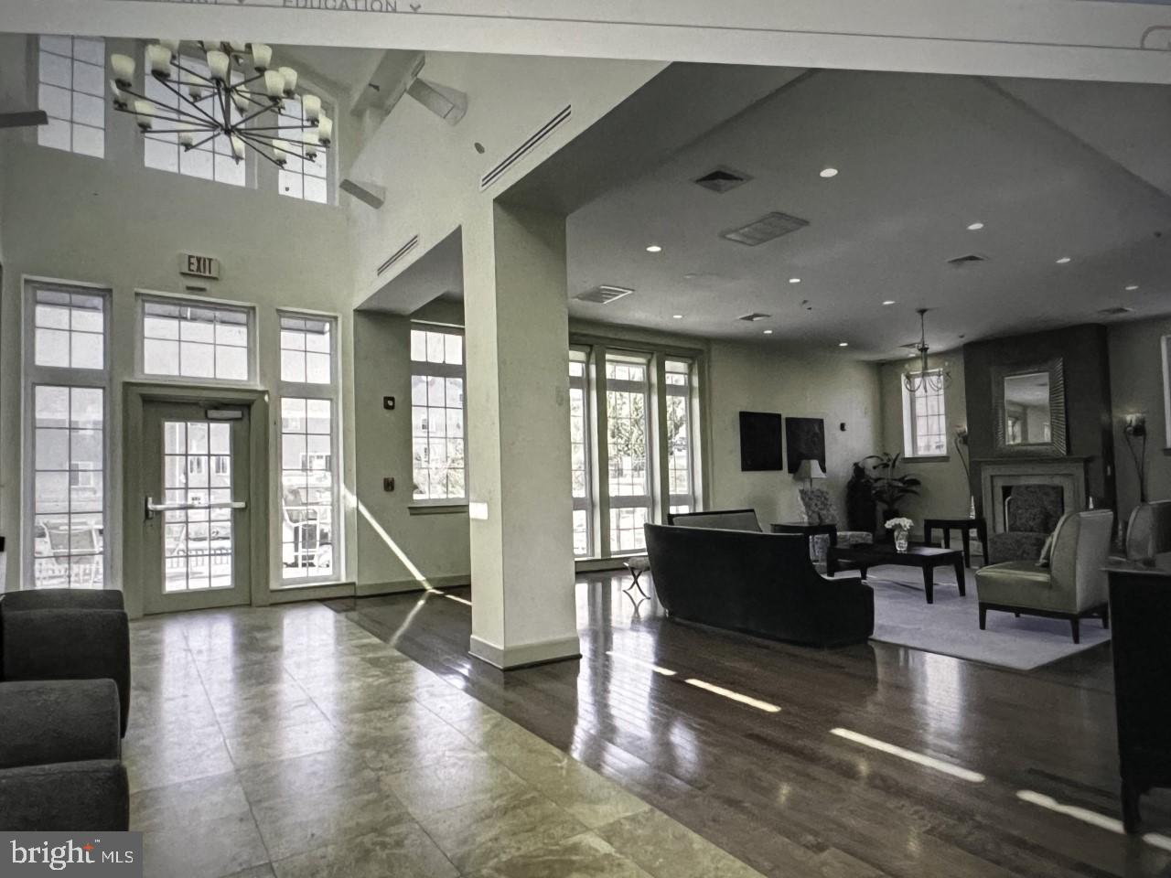 WEST VILLAGE OF SHIRLINGTON - Residential Lease