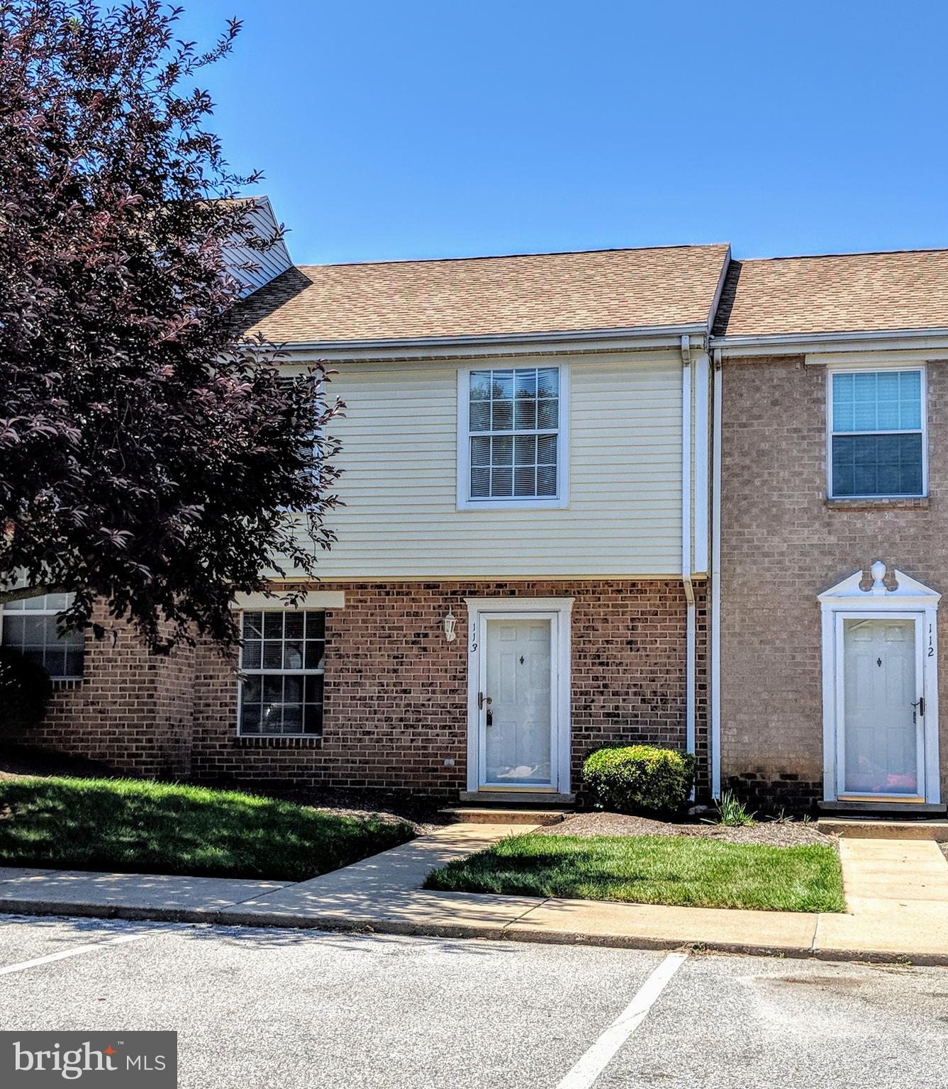 LEXINGTON WOODS - Residential