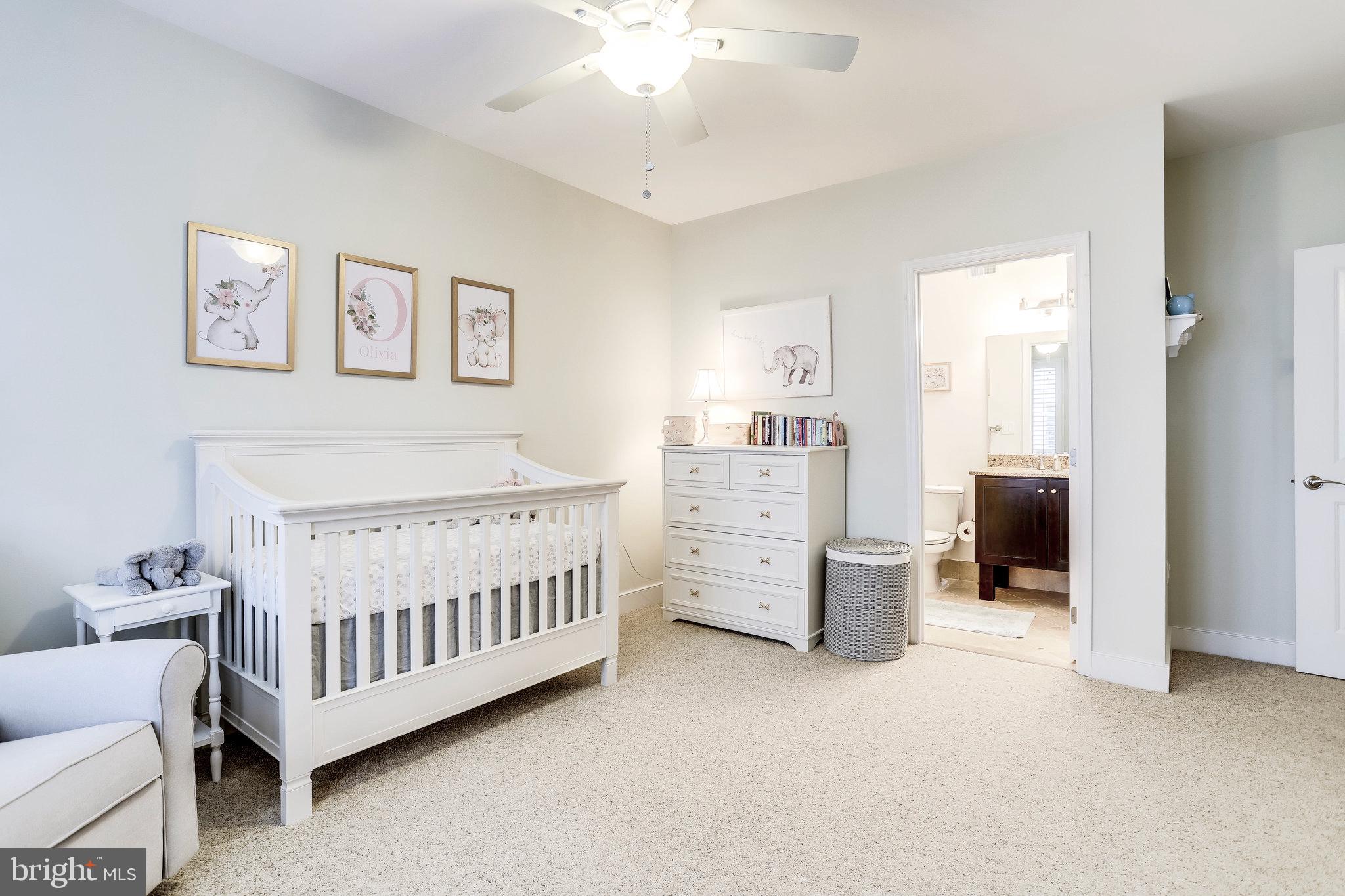 RHODES HILL SQUARE - Residential