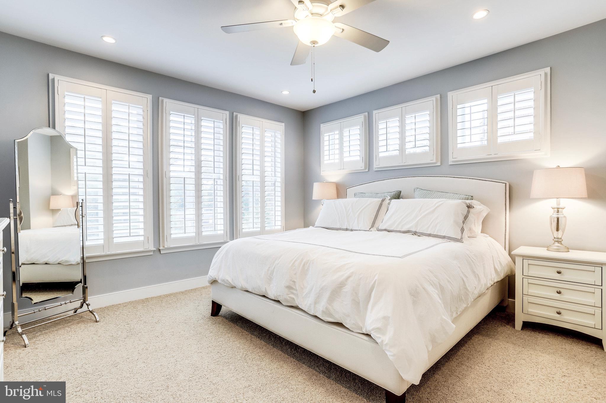 RHODES HILL SQUARE - Residential