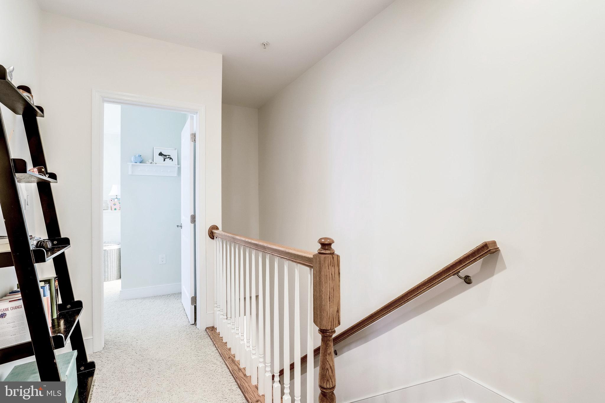 RHODES HILL SQUARE - Residential