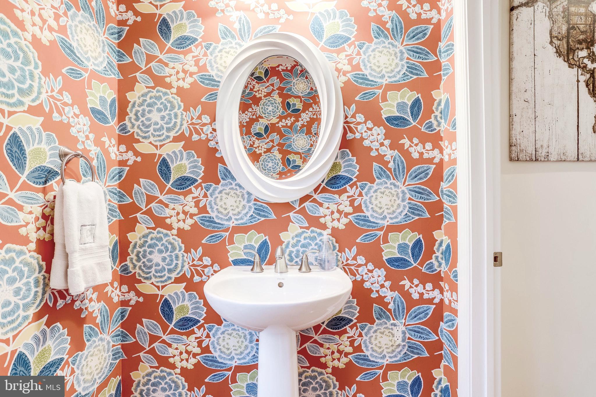 RHODES HILL SQUARE - Residential