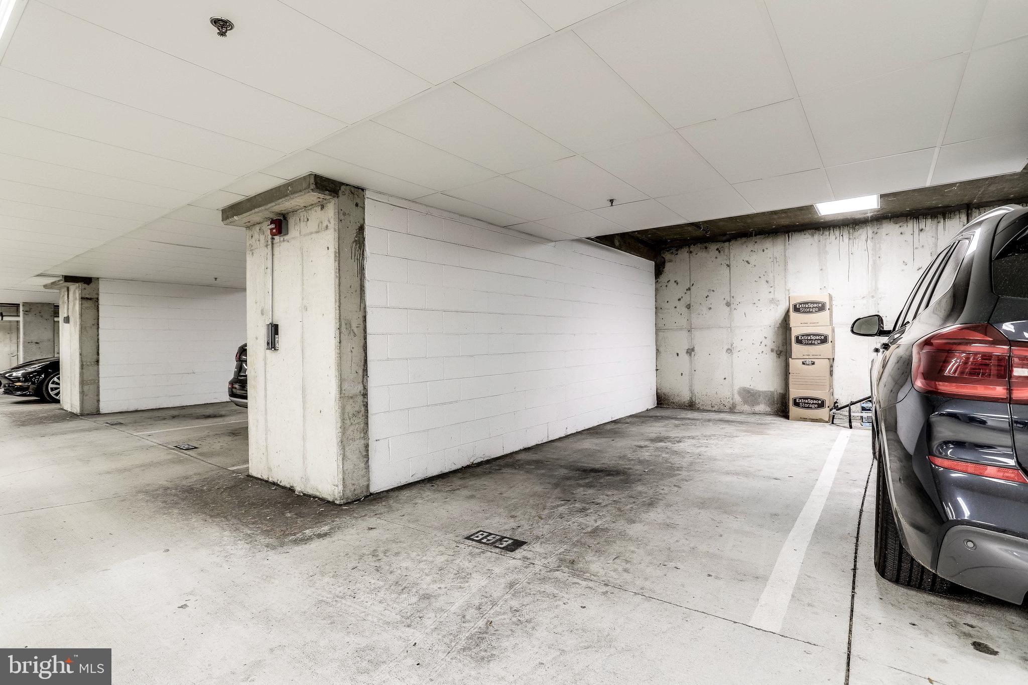 RHODES HILL SQUARE - Residential