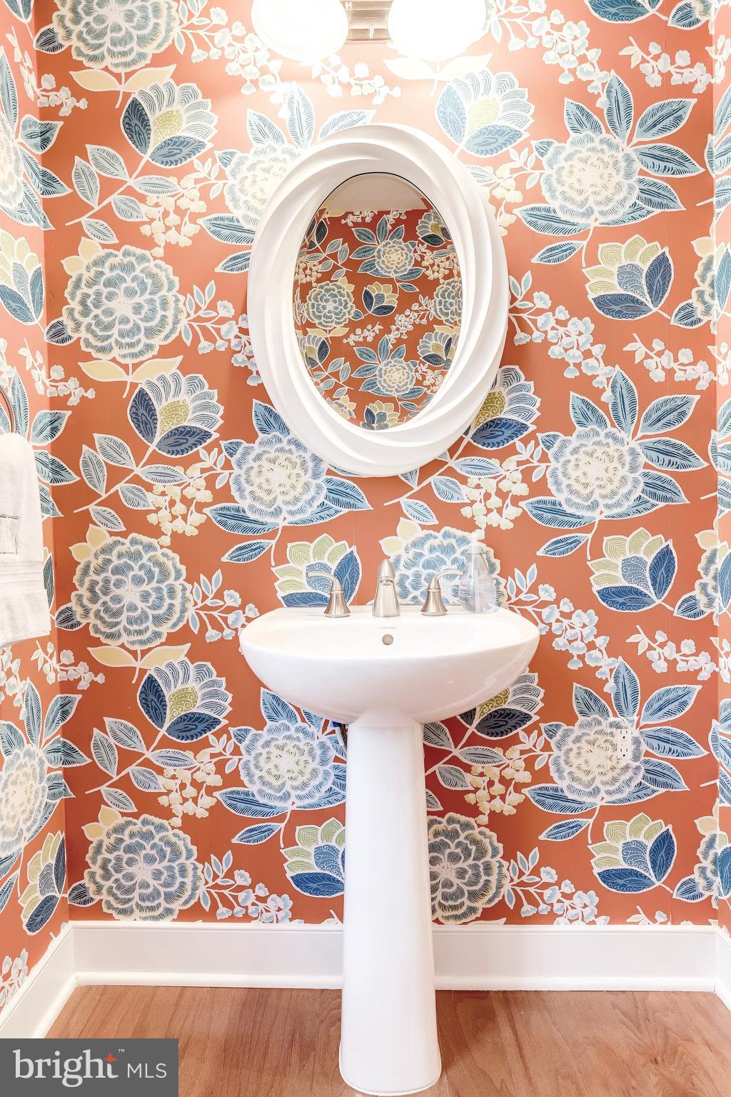 RHODES HILL SQUARE - Residential