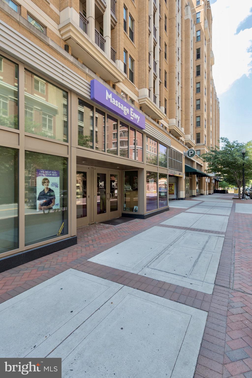 RHODES HILL SQUARE - Residential