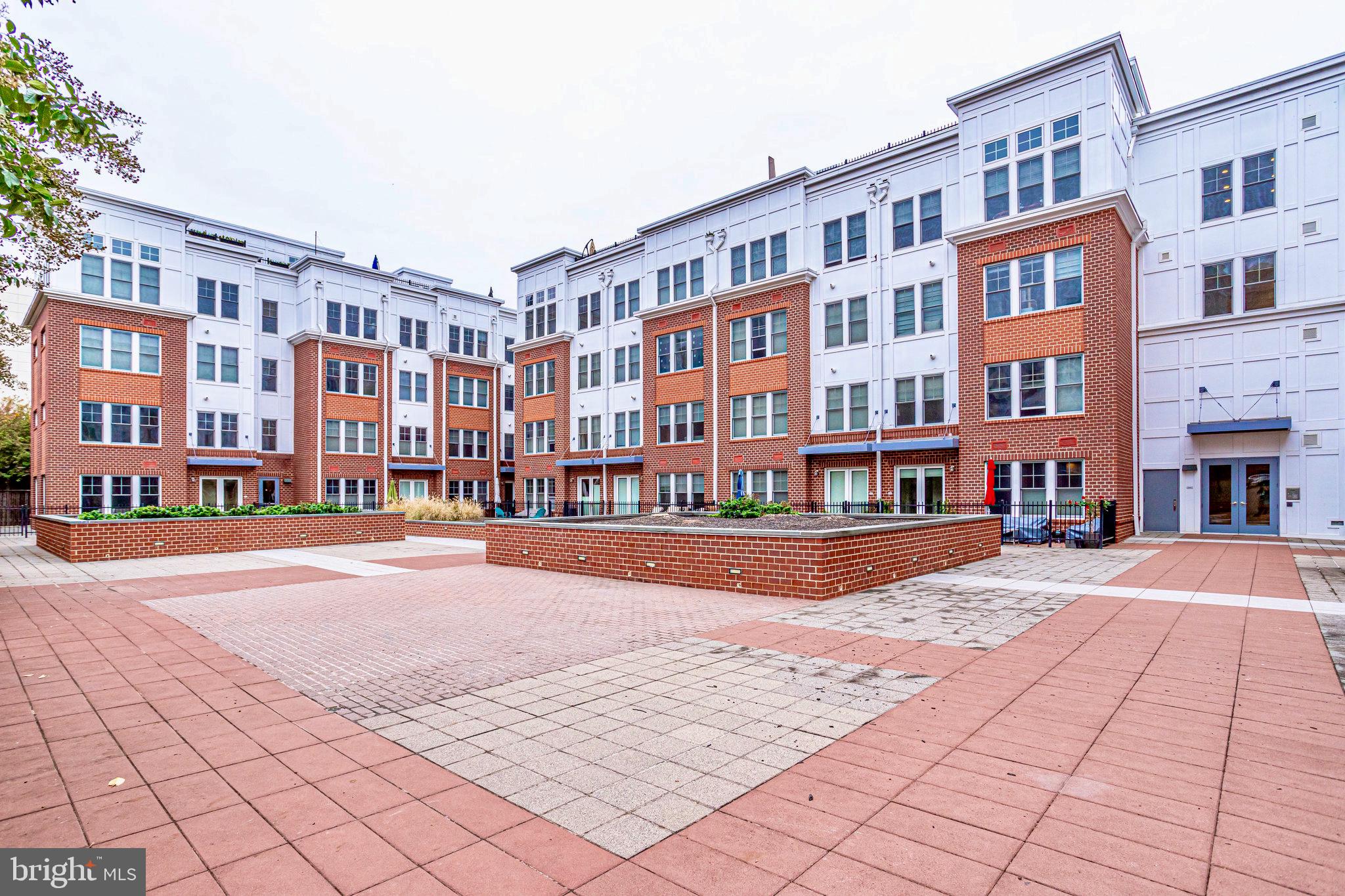 RHODES HILL SQUARE - Residential