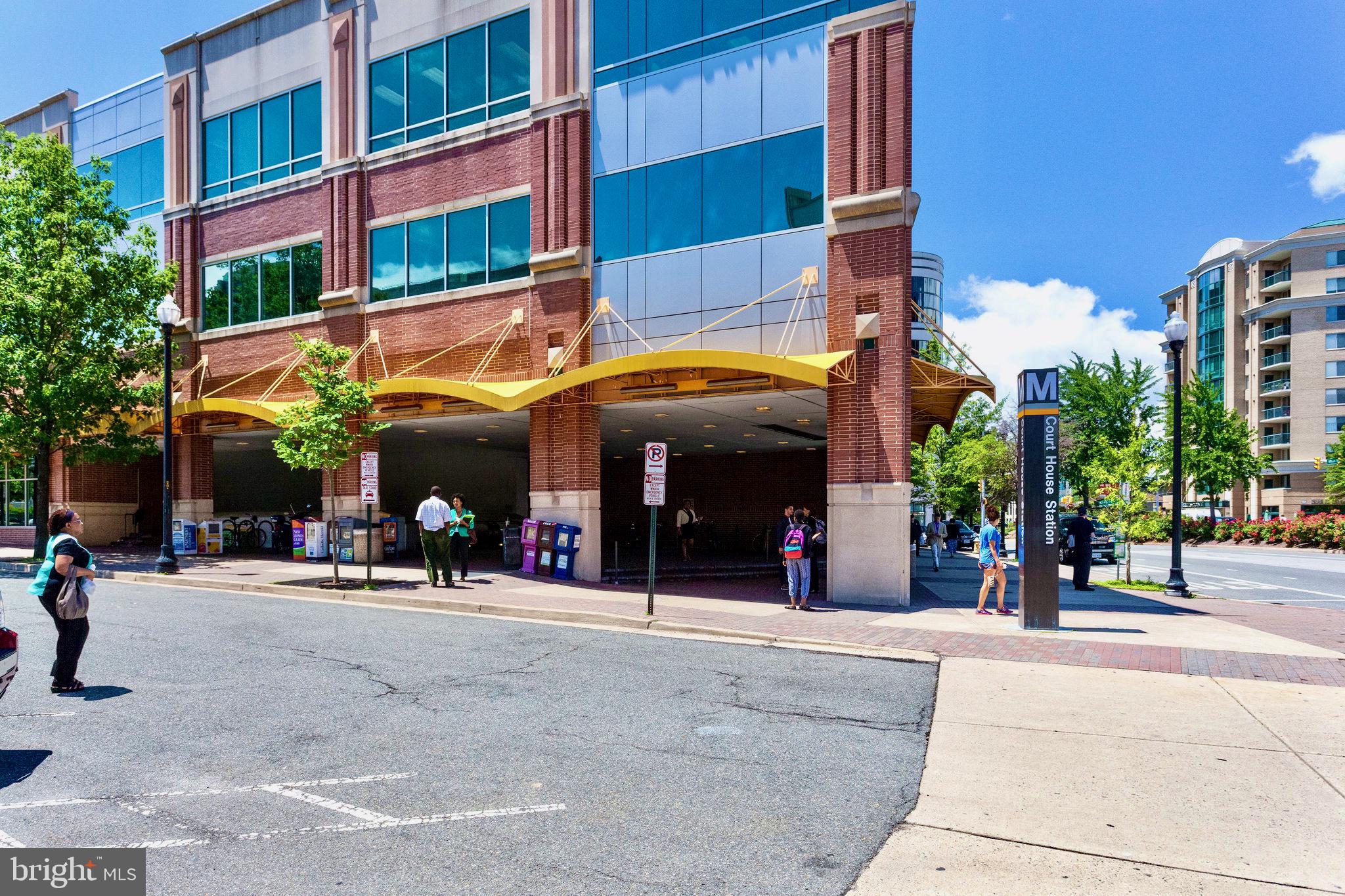 RHODES HILL SQUARE - Residential