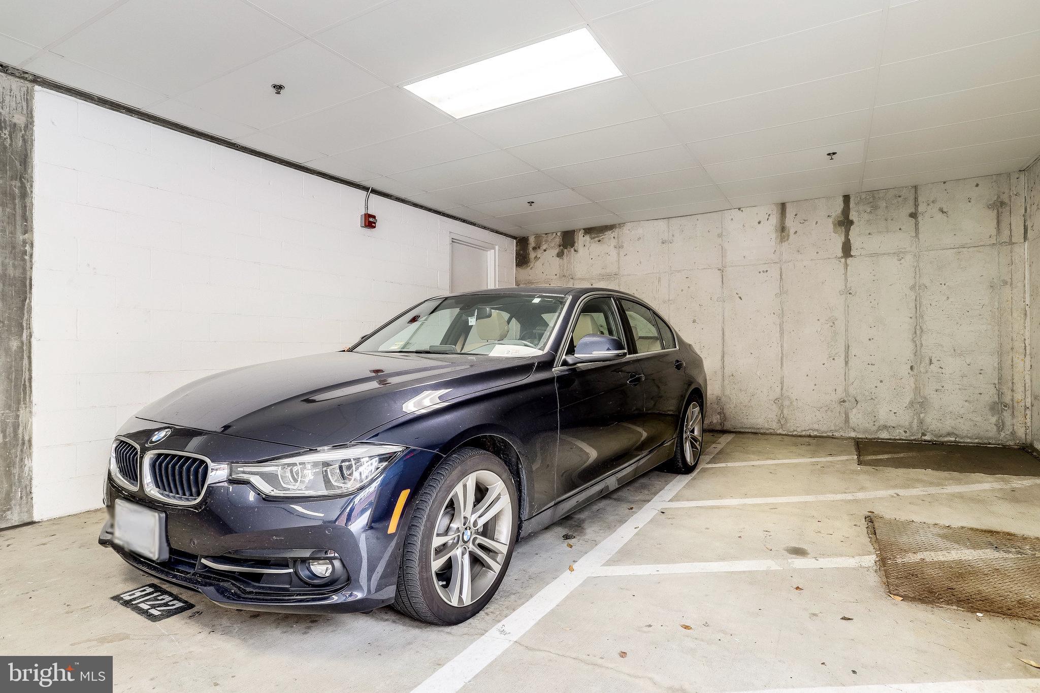 RHODES HILL SQUARE - Residential