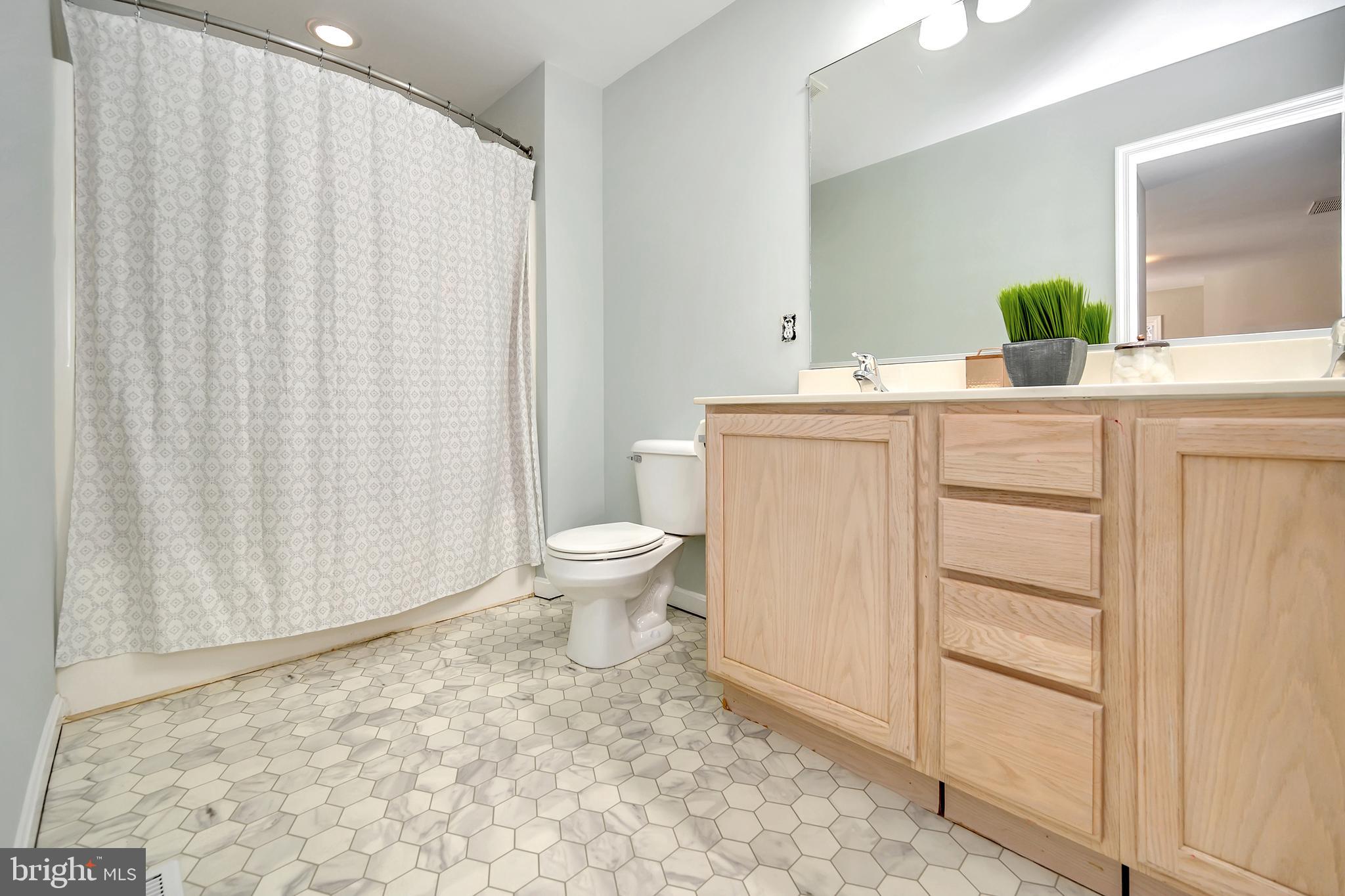 LAKE OF THE WOODS - Residential