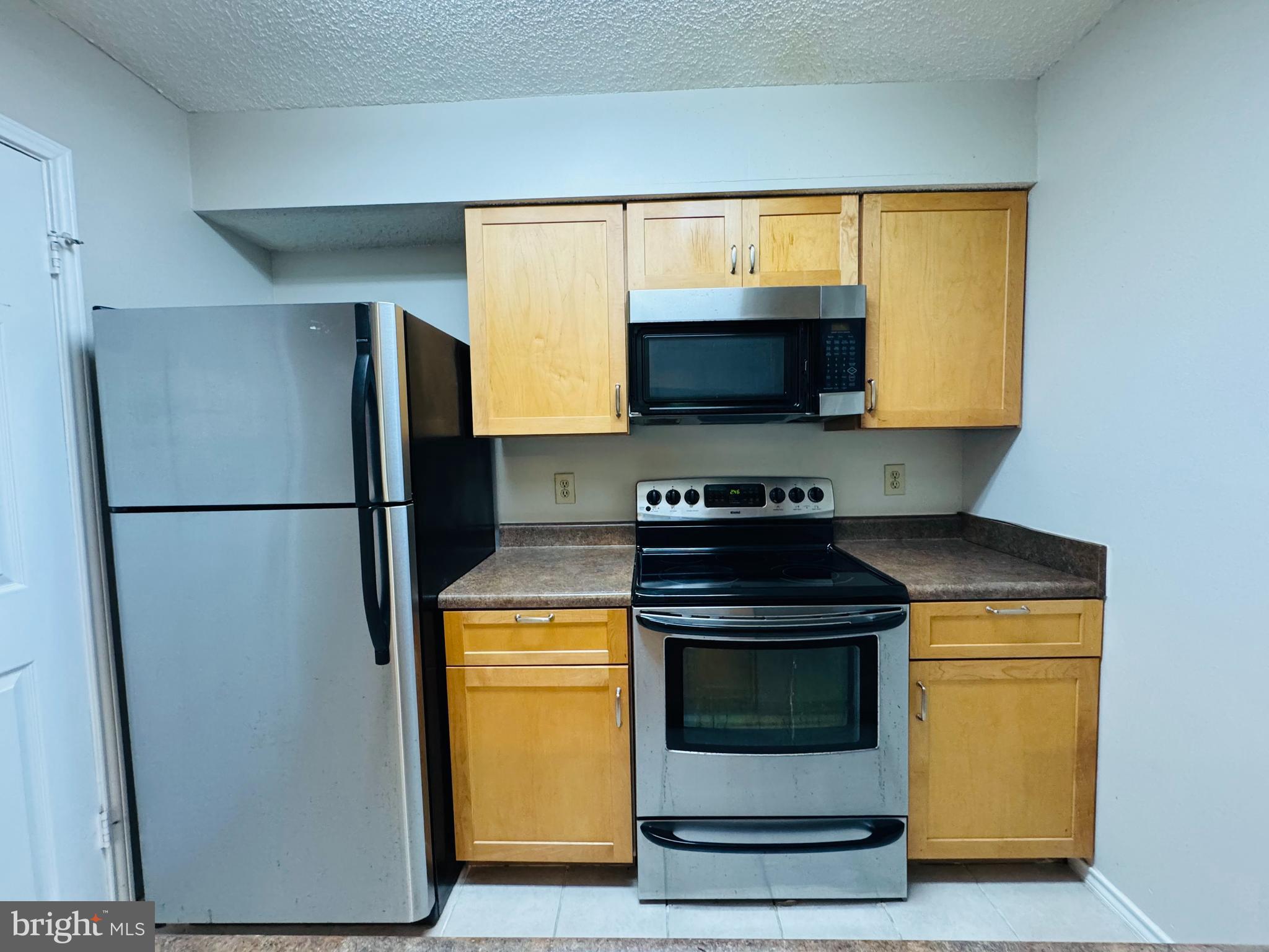 FOUNTAINS AT MCLEAN - Residential Lease