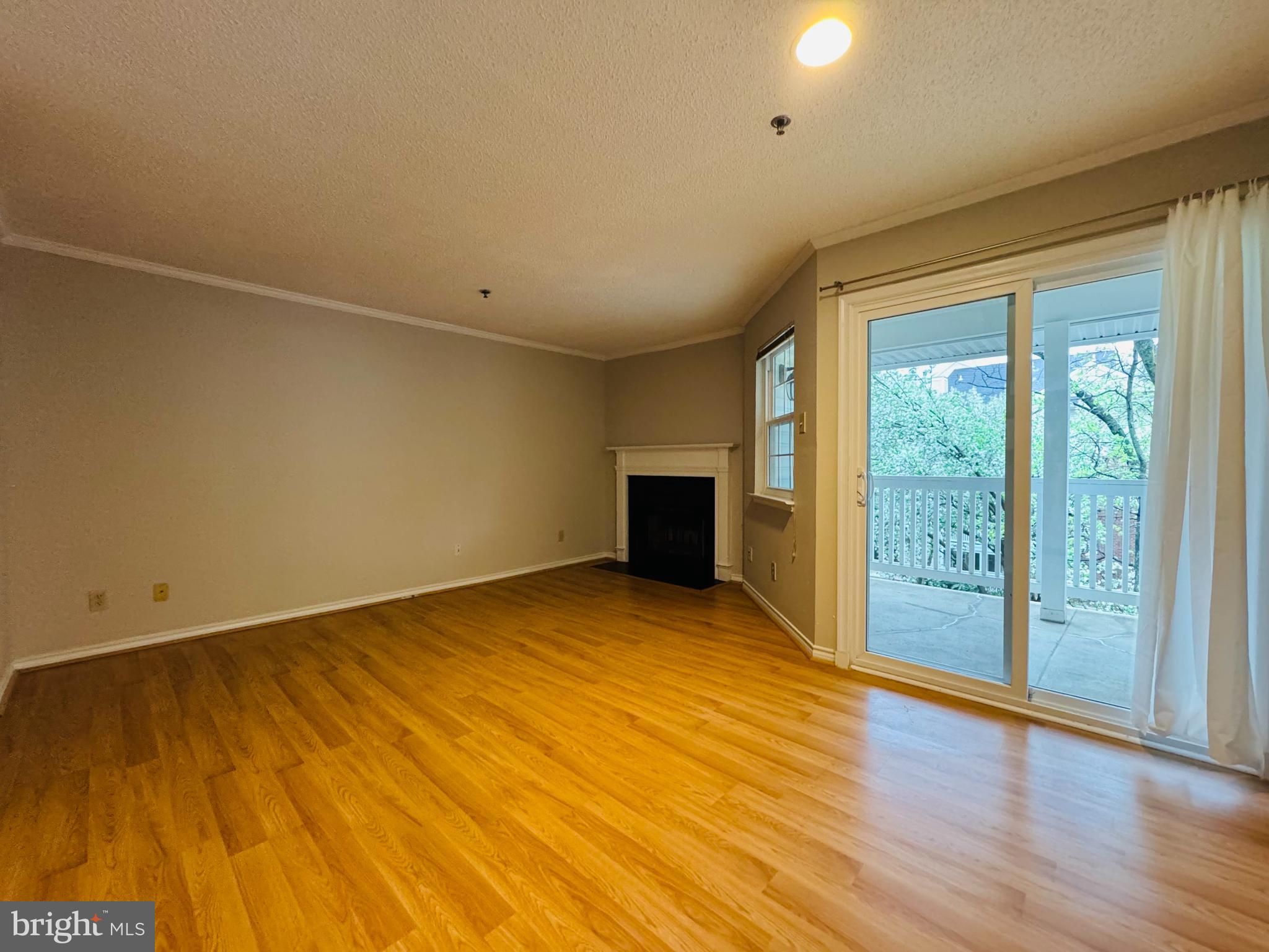 FOUNTAINS AT MCLEAN - Residential Lease