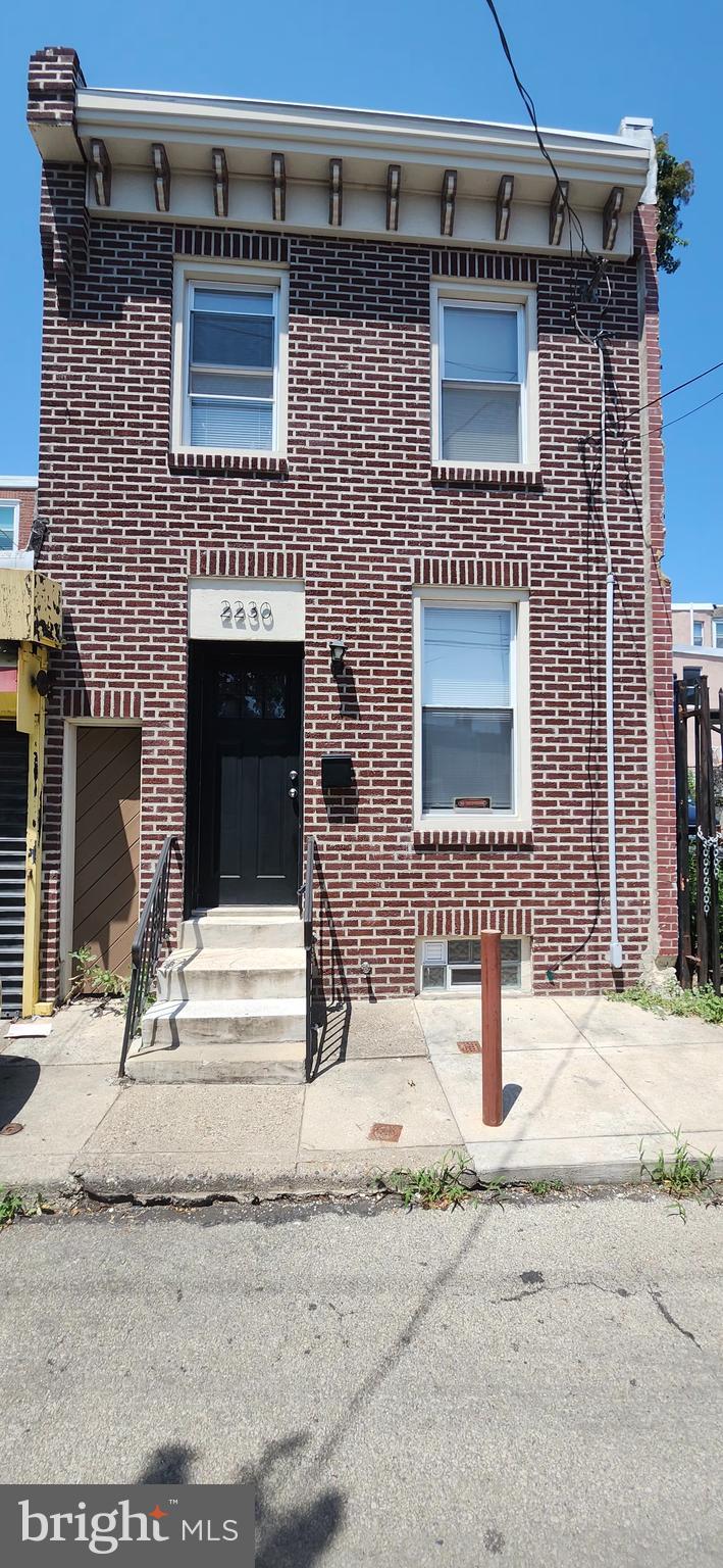 Welcome to this cute 2 bed 1 bath home right in the up and coming neighborhood of Norris Square, one of Philadelphia’s fastest-growing neighborhoods! This beautifully updated home combines classic character with modern upgrades, making it an ideal choice for first-time buyers.
As you step inside, you’re greeted by a sunlit living room featuring new wood-grained ceramic tile flooring flowing throughout the 1st floor adding both warmth and charm. The kitchen is fully equipped with new appliances including a refrigerator, gas oven range, and built-in microwave. Just beyond the kitchen is the private backyard which offers space to relax and unwind.
Upstairs, you'll find brand-new hardwood flooring throughout, and a fully updated bathroom designed with modern touches. Major updates include a newer roof, heating system, central air conditioning unit, and newer appliances, all included in the sale.
This home qualifies for a $10,000 grant through Prosperity Home Mortgage, fully forgivable and available to all buyers—not just first-time purchasers. It also qualifies for the CRA loan program, offering a conventional loan with no mortgage insurance, low down payment, and a reduced interest rate.
A 13-month HWA Home Warranty is included with an acceptable offer, giving you peace of mind after closing. This must be included in the Agreement of Sale.
Located in a Walker's Paradise (Walk Score: 93), daily errands don’t require a car. Enjoy local hotspots like Martha, Philadelphia Brewing Company, and Rowhouse Spirits just minutes away. Grocery shopping is a breeze with near by grocery stores like Fine Fare Supermarket, Tejada Grocery, and Dan’s Fresh Meats all within reach.
Don’t miss this opportunity to live or invest in one of Philly’s most vibrant neighborhoods. Schedule your showing today!
