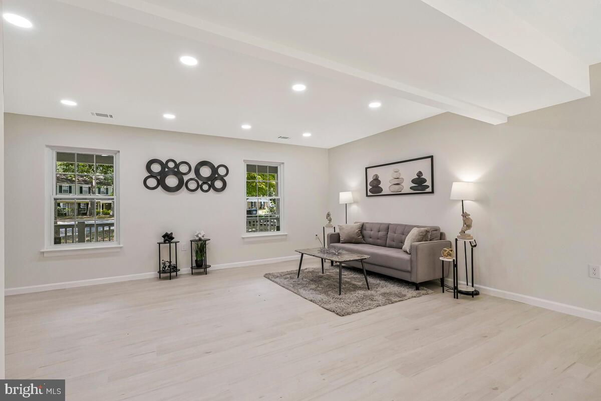 ST CHARLES SUB - BANNISTER - Residential