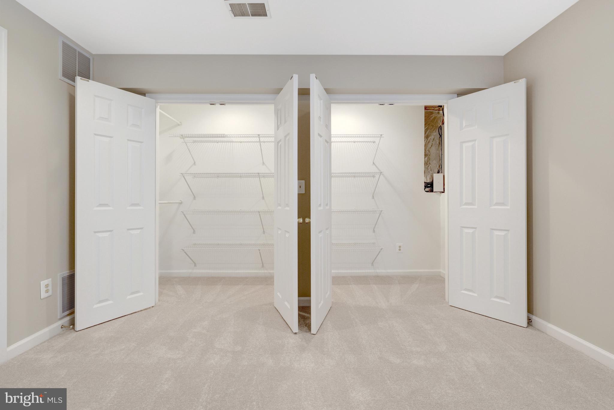 KINGSTREAM - Residential