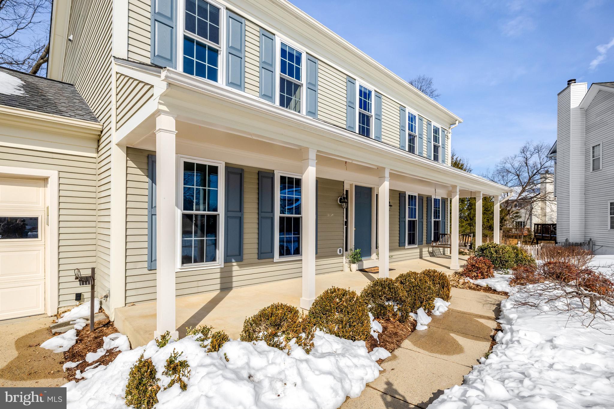 1502 KINGS VALLEY COURT