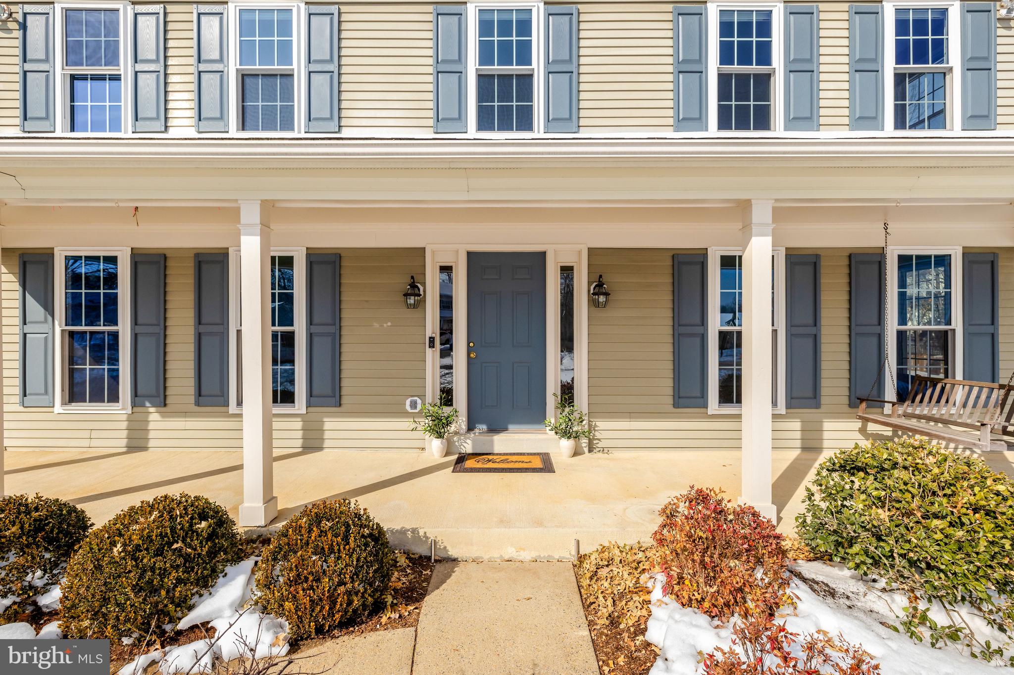 1502 KINGS VALLEY COURT