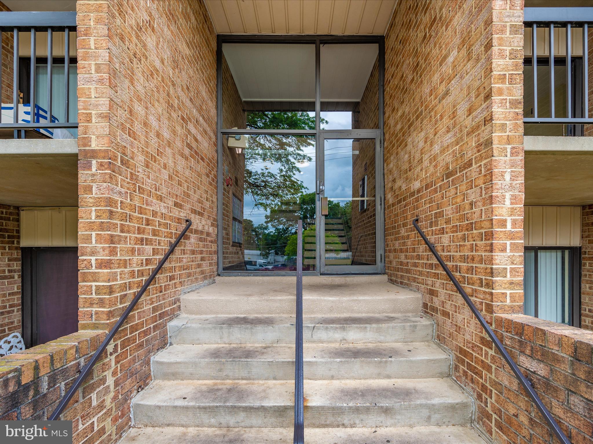 CHERRY GLEN - Residential