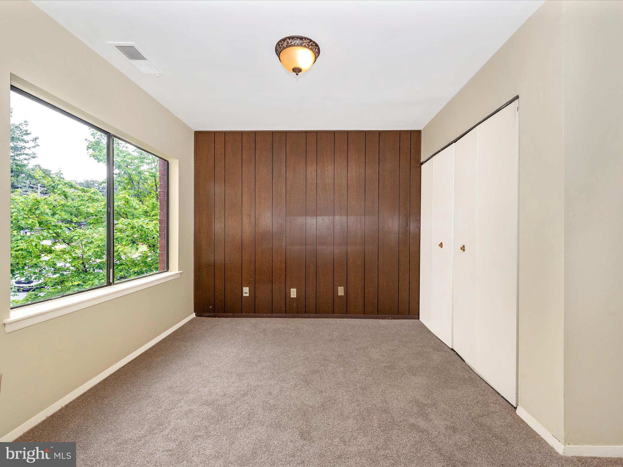 CHERRY GLEN - Residential