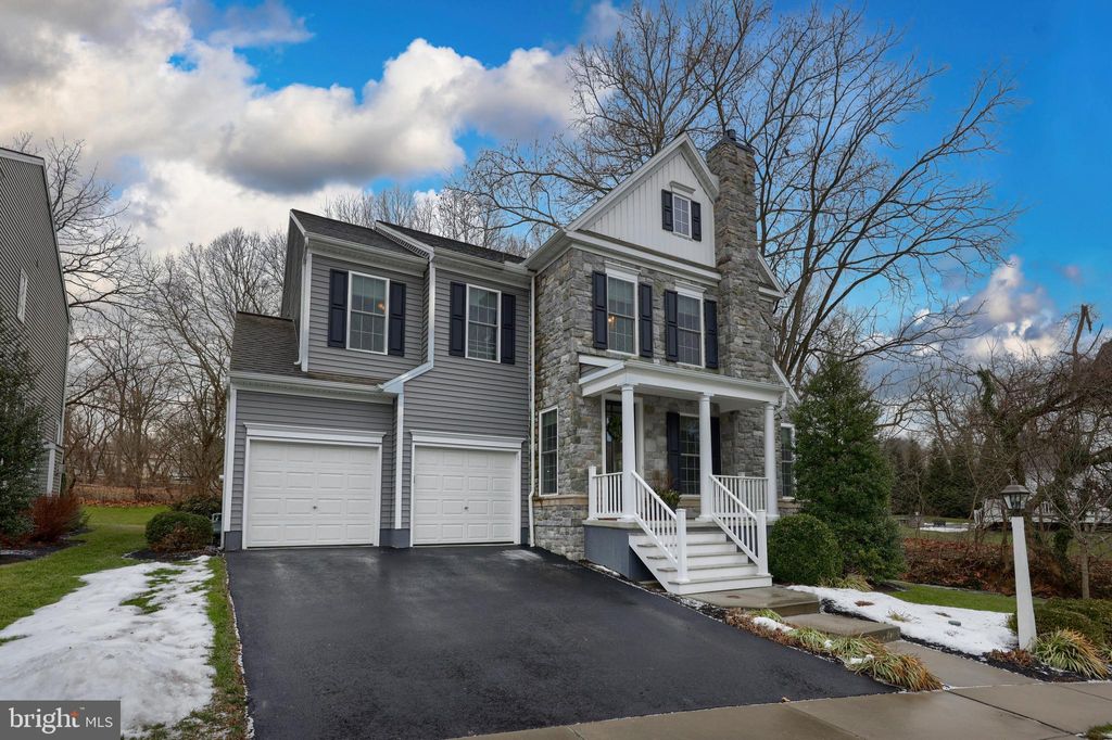 Photo of 10 Tallgrass Path, LANCASTER, PA 17602 (MLS # PALA2064904)