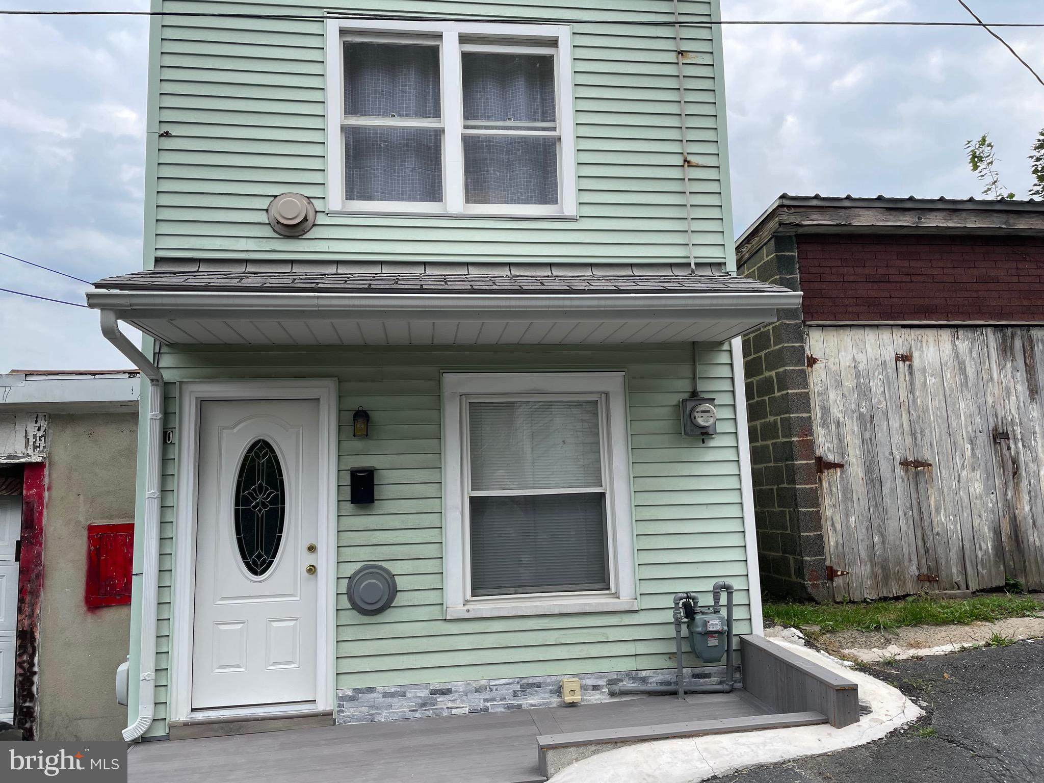 210 REAR HARRISON STREET