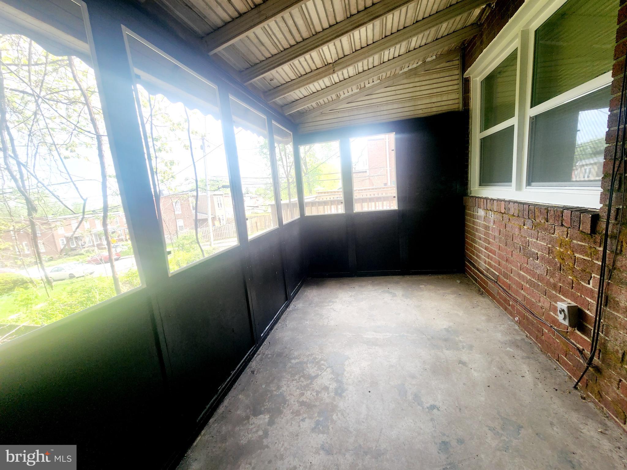 WAVERLY - Residential Lease