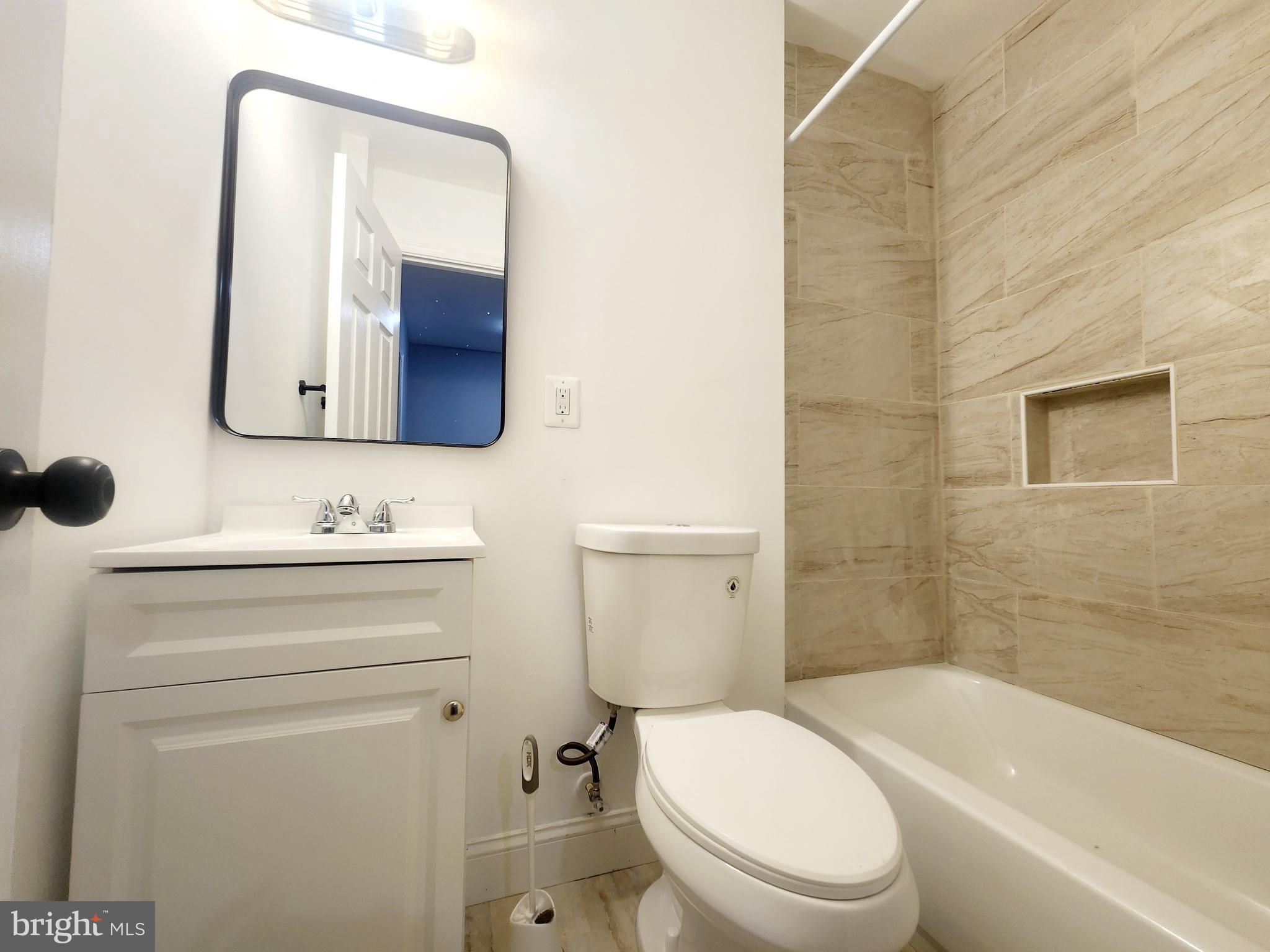 WAVERLY - Residential Lease