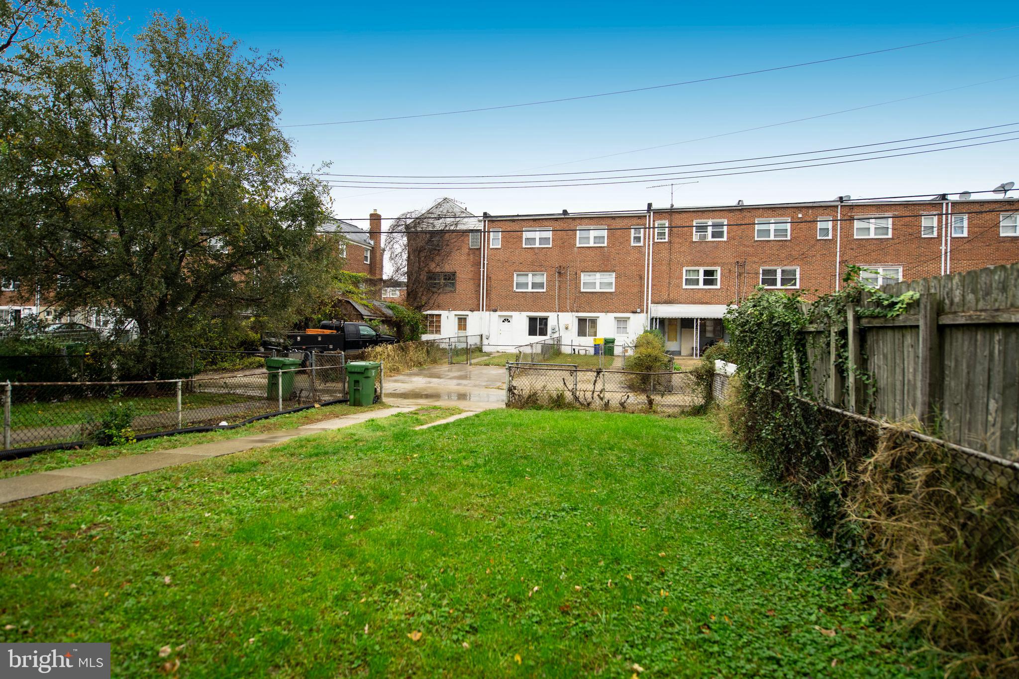 PARKSIDE - Residential